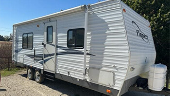 2006 Fleetwood Pioneer 250FQ