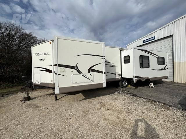 2010 Forest River Rockwood Windjammer 3001W