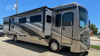 2014 Fleetwood Expedition 38B