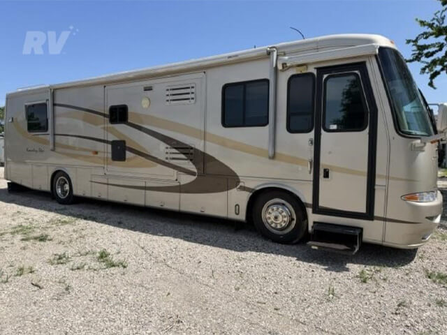 2003 NEWMAR KOUNTRY STAR 3904R